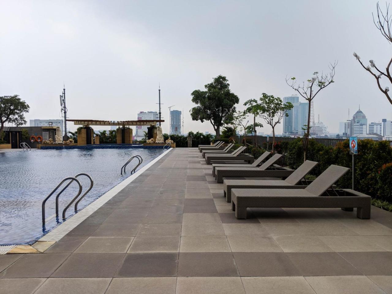 Strategic 2Br Apartment At Trillium Residence By Travelio สุราบายา ภายนอก รูปภาพ