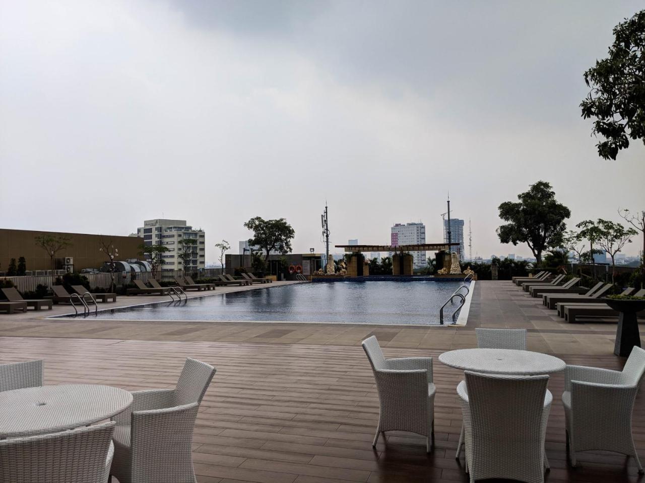 Strategic 2Br Apartment At Trillium Residence By Travelio สุราบายา ภายนอก รูปภาพ